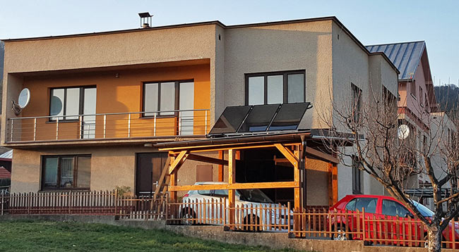 Solárne kolektory na ohrev vody na dome v Banskej Bystrici
